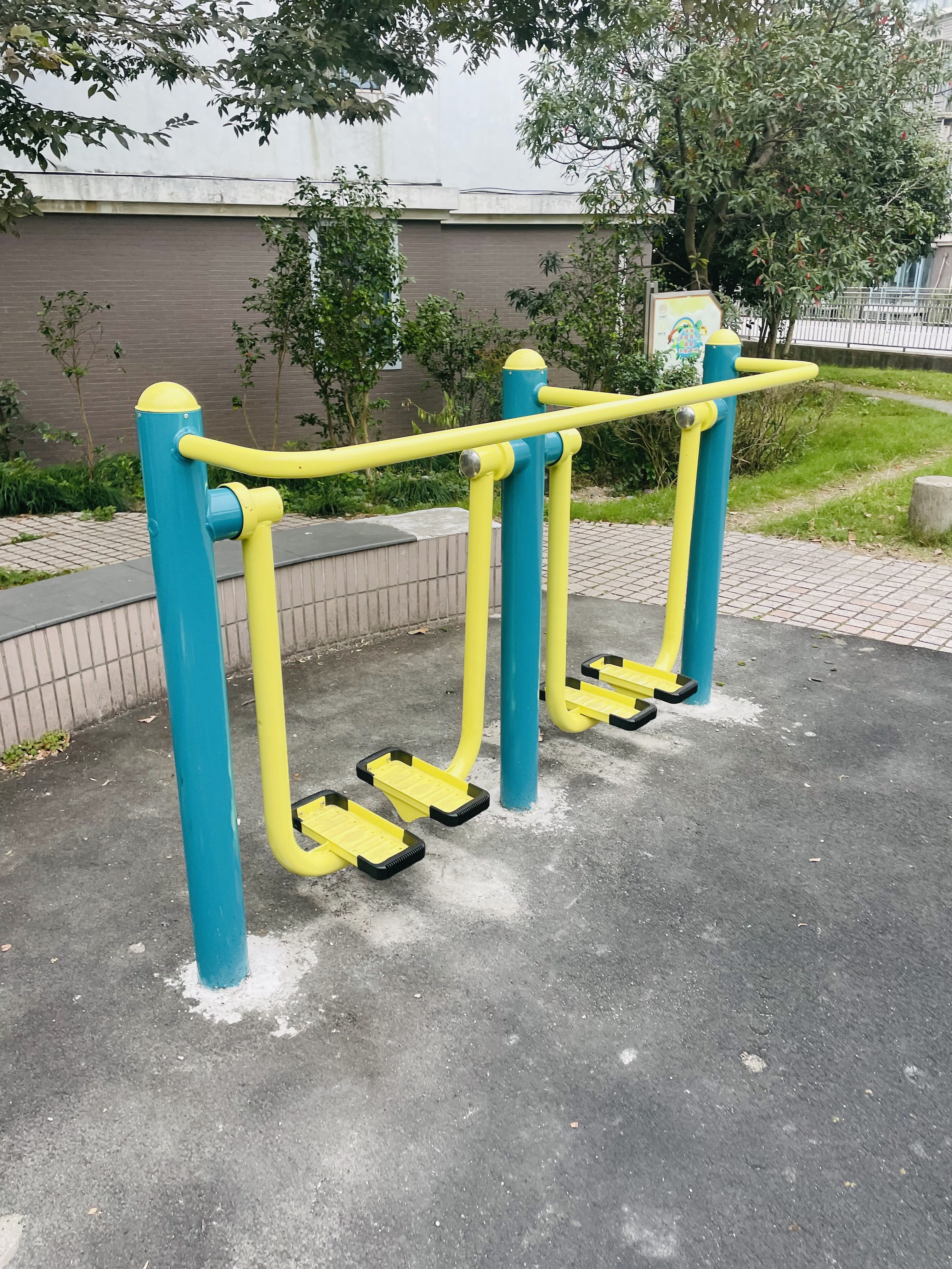 二位智能太空漫步機