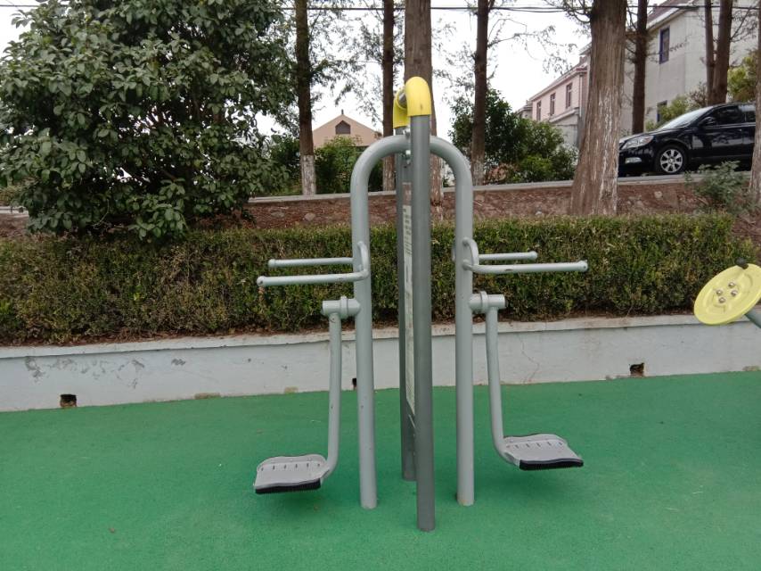 鐘擺器