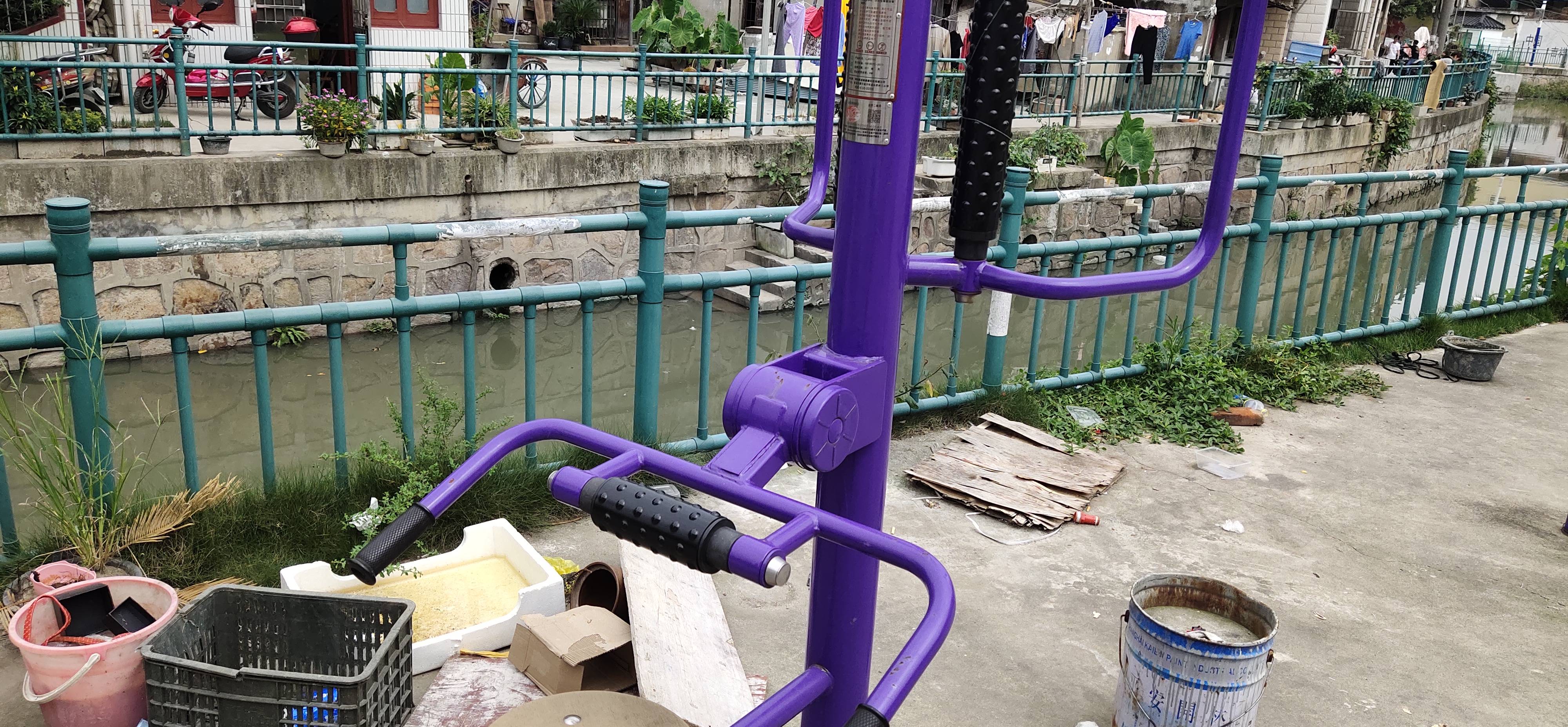 腰背按摩器
