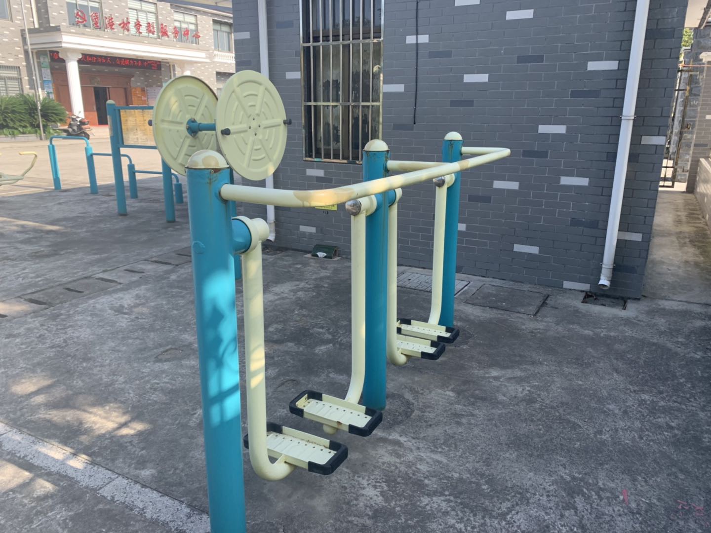 雙位太空漫步機