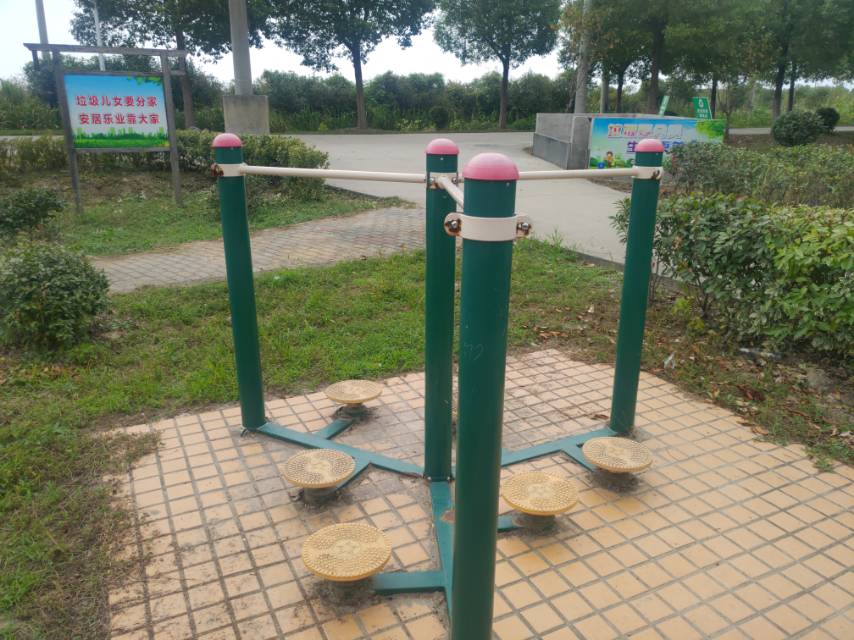 扭腰器