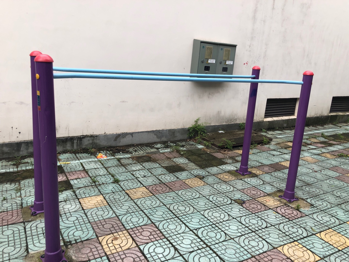 雙杠健身器