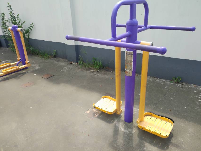 鐘擺器