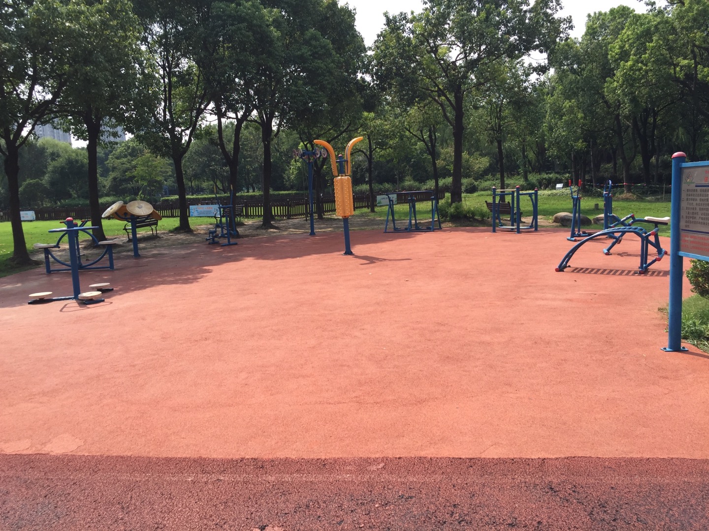 豐翔社區百畝公園健身點
