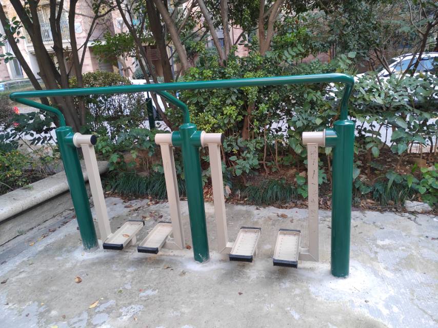 雙位漫步機