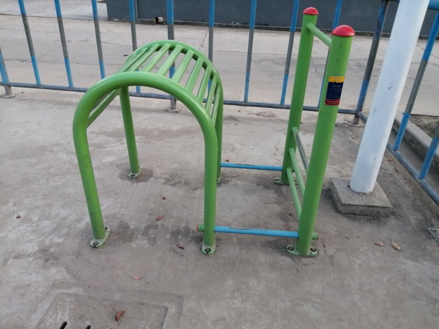 腹背鍛煉器