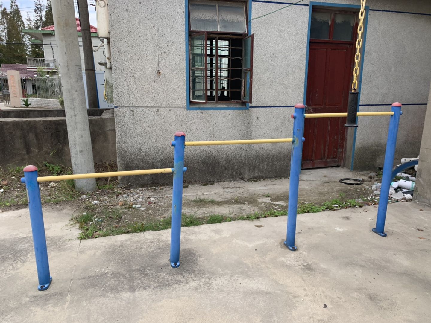 壓腿杠