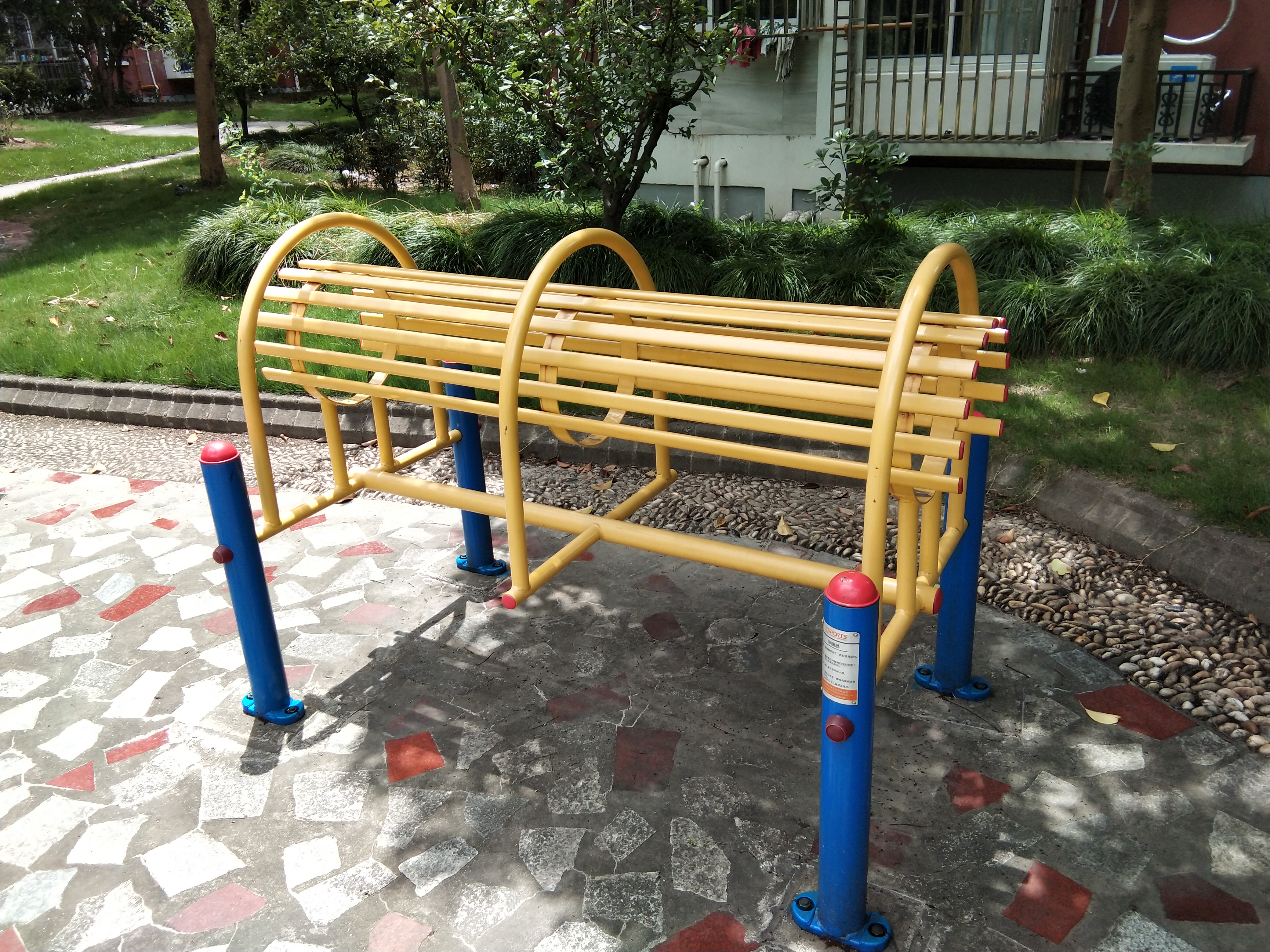 伸腰器