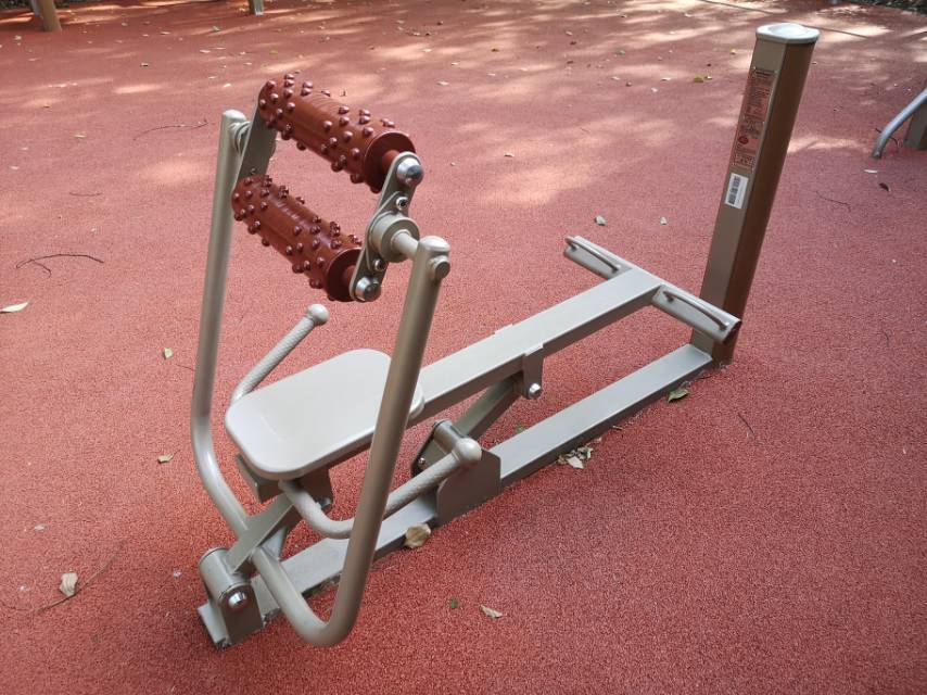 腹背屈伸訓練器