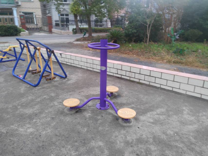 三人扭腰器