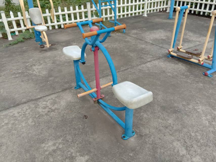 下肢鍛煉器