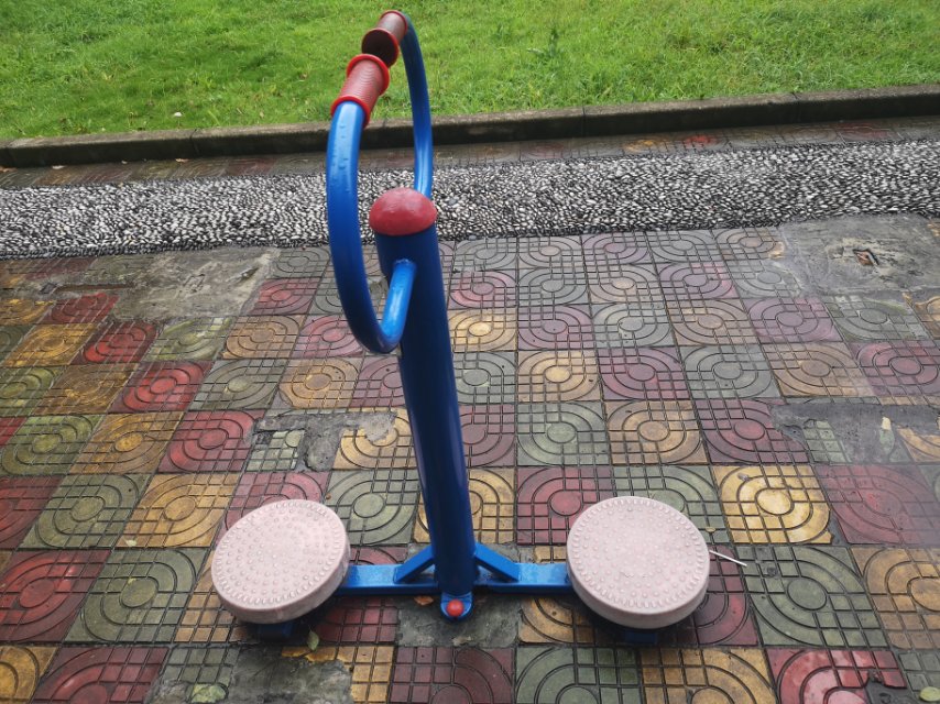 扭腰器