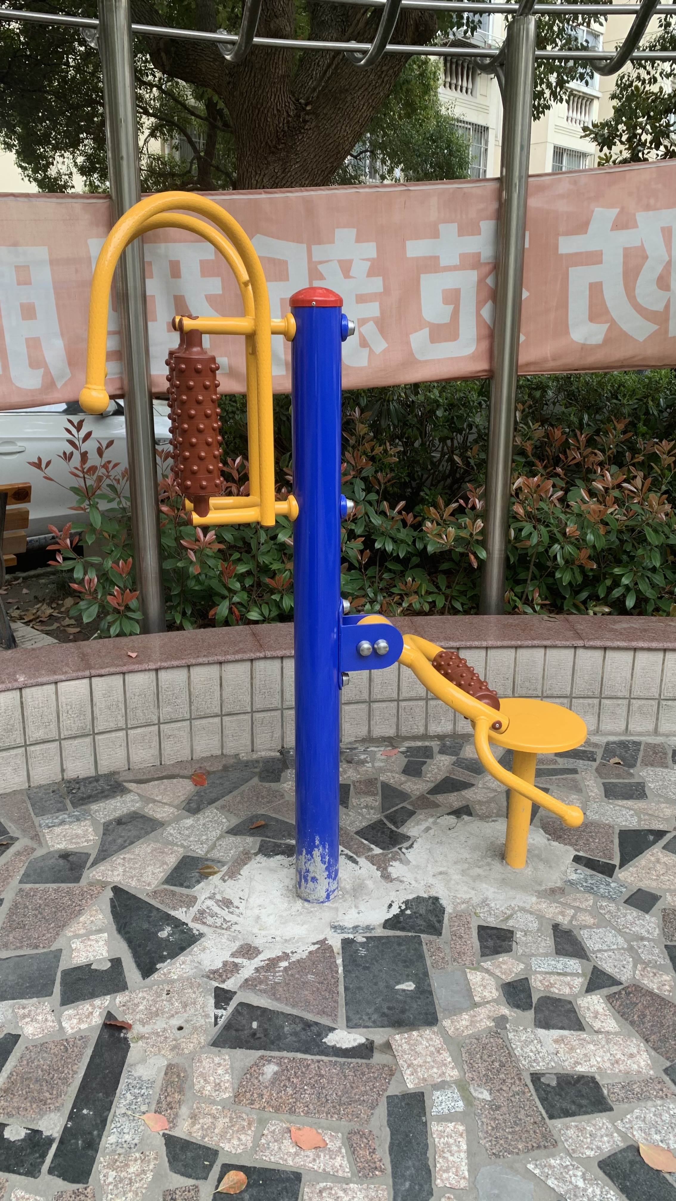 腰背按摩器