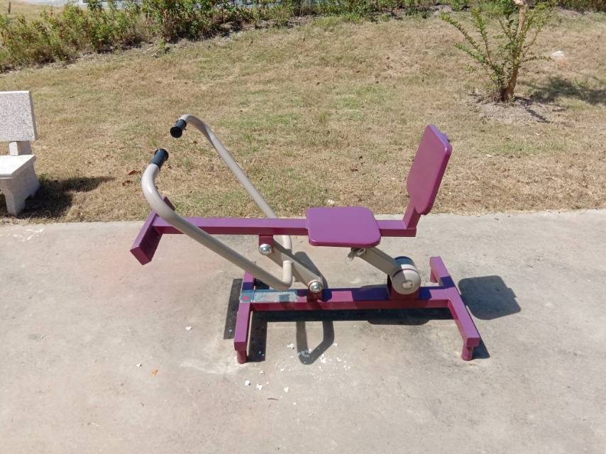 劃船器