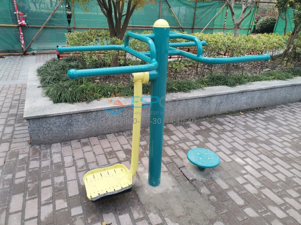 扭腰鐘擺器