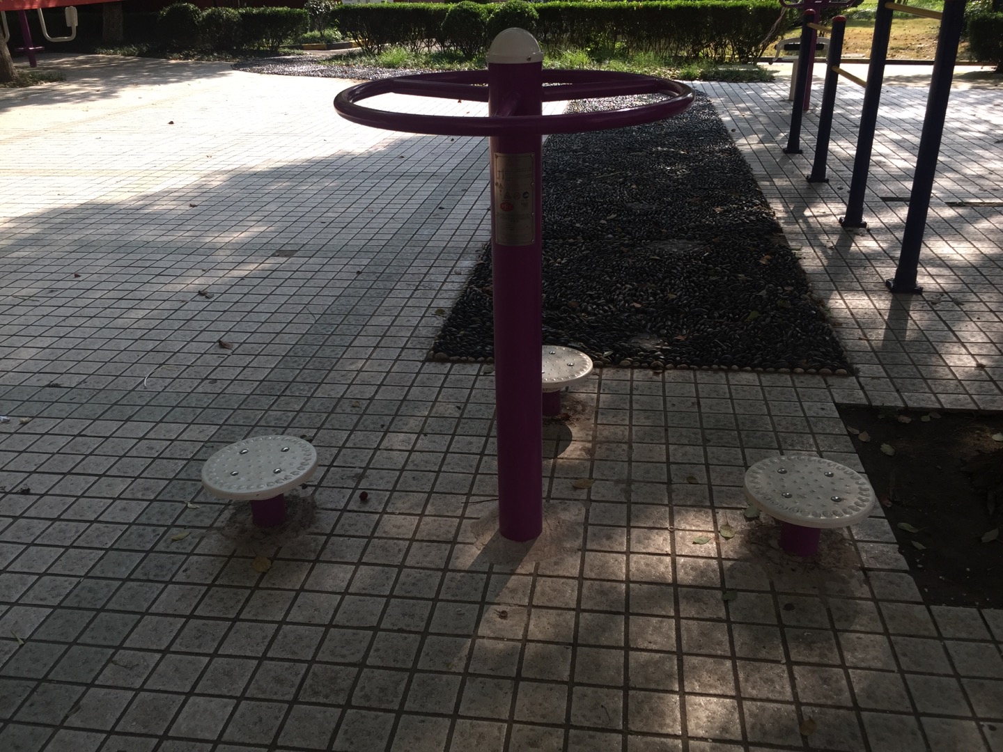 三人扭腰器