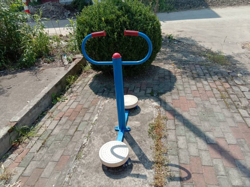 扭腰器