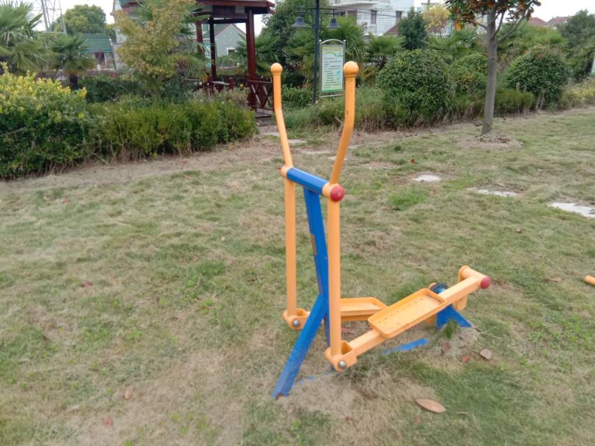 室外橢圓機