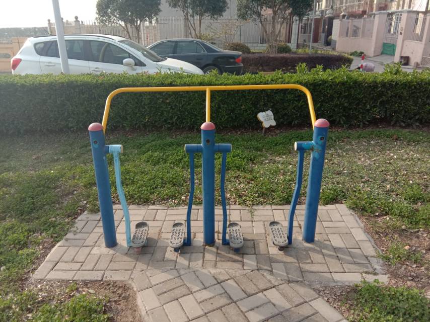 太空漫步器