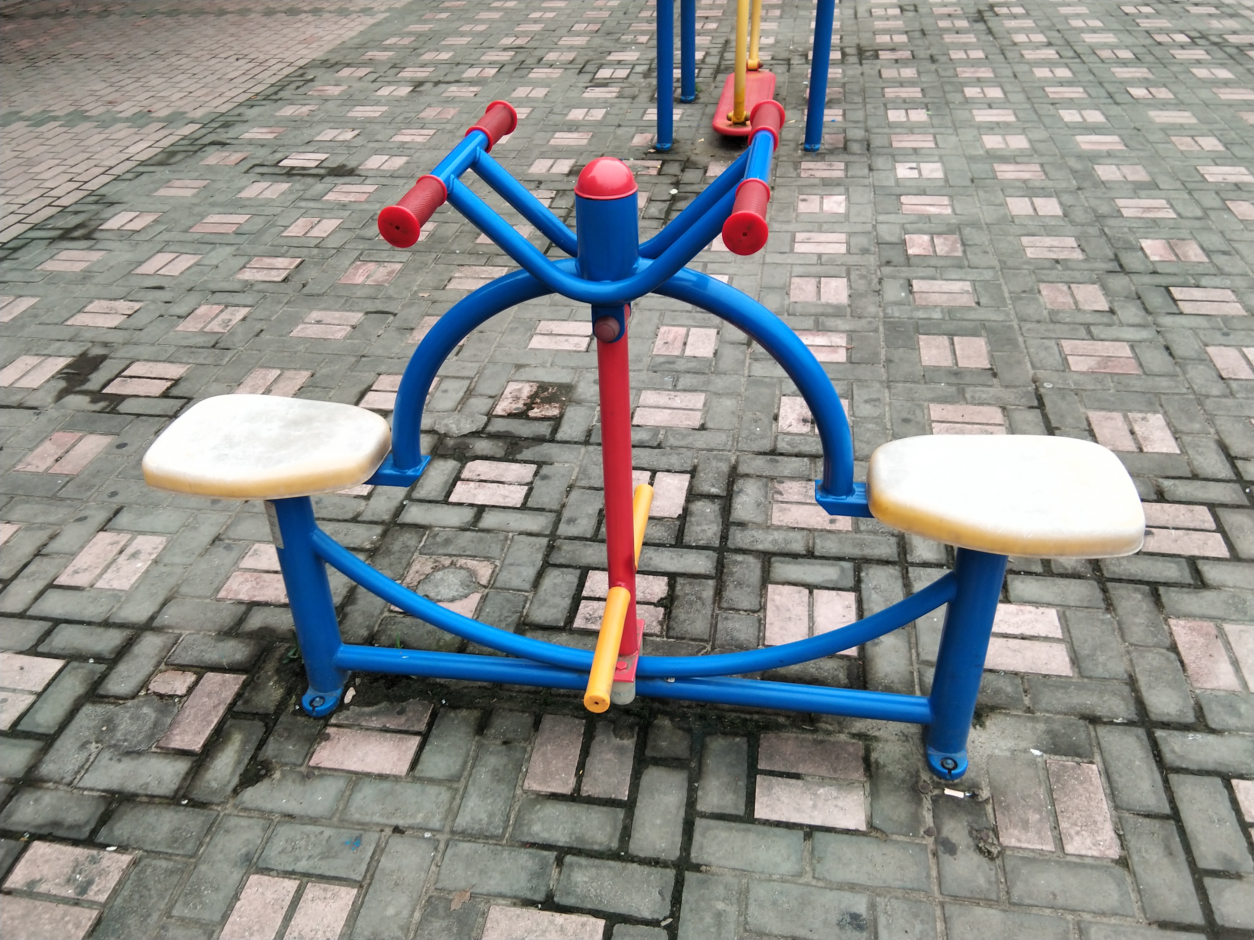 下肢鍛煉器