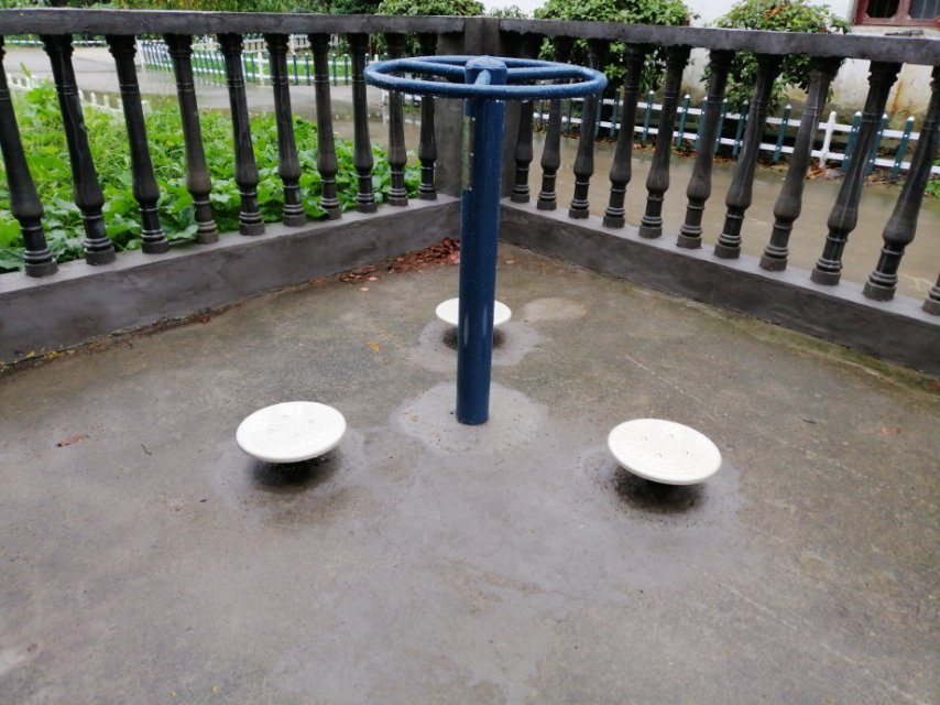 扭腰器