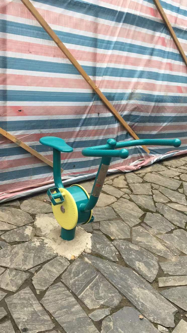 健身車
