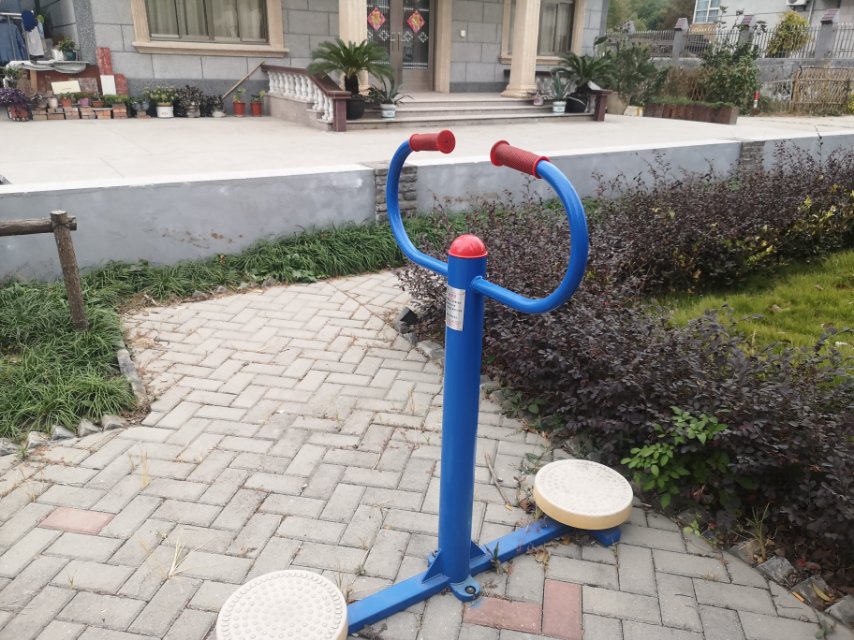 扭腰器
