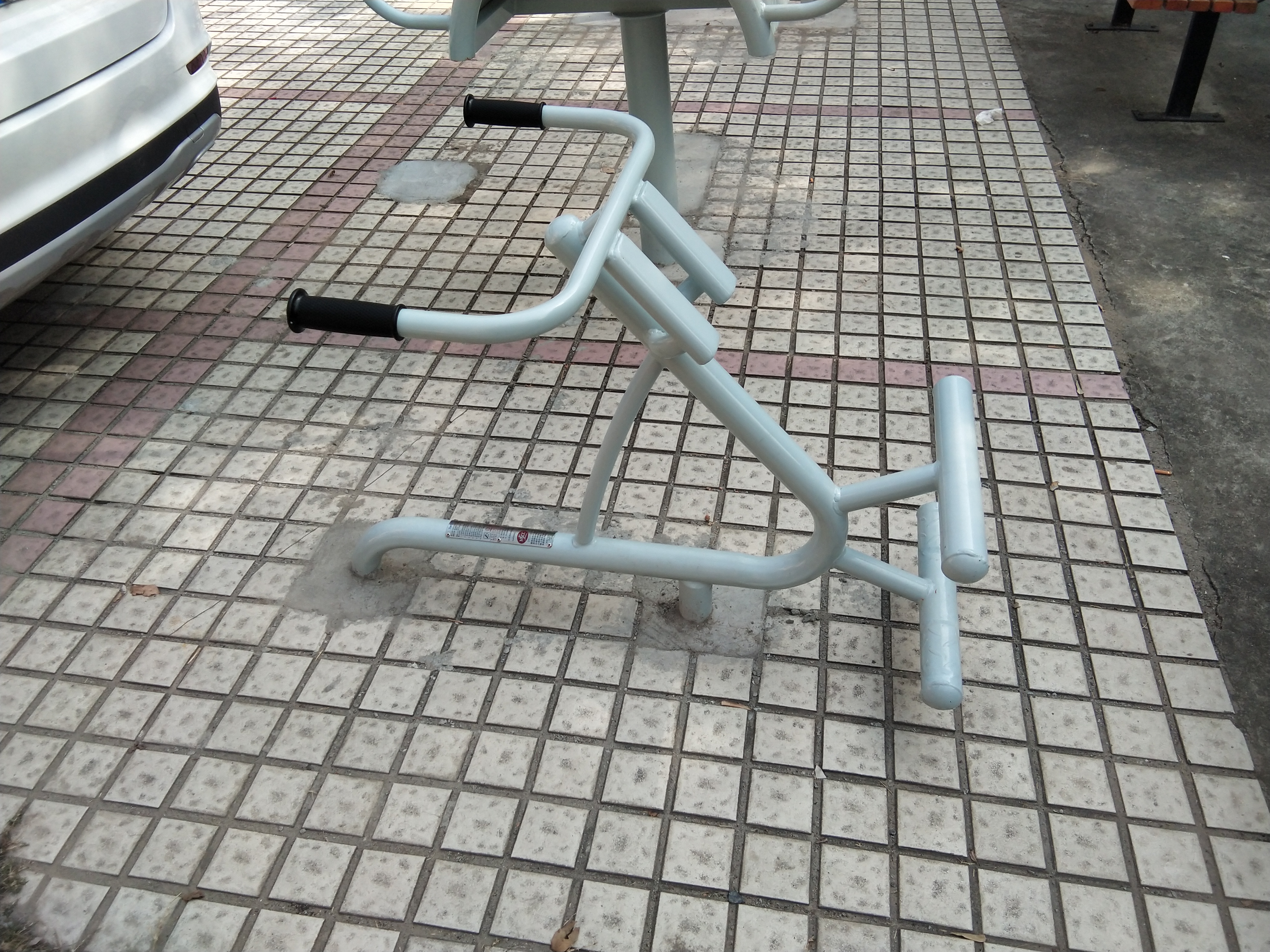 背肌訓練器