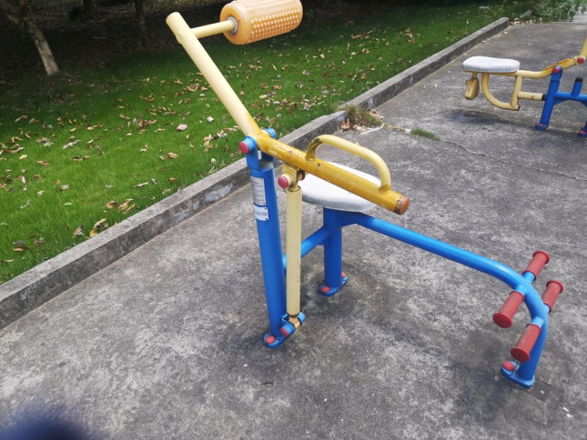 腹背鍛煉器