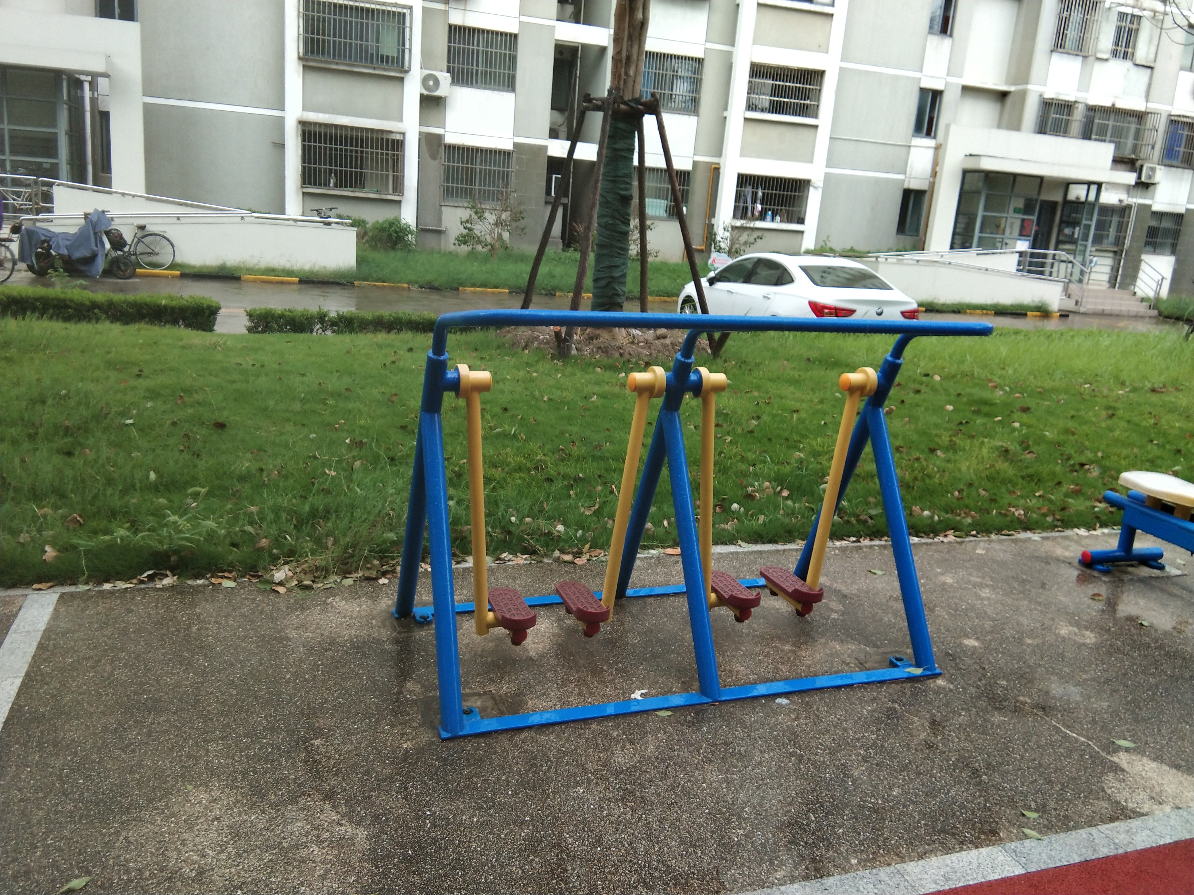 雙人漫步器