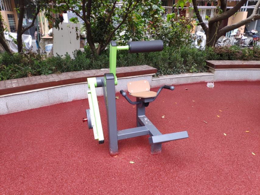 背肌訓練器