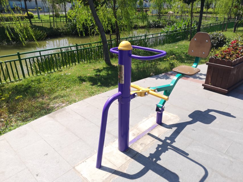 伸展器