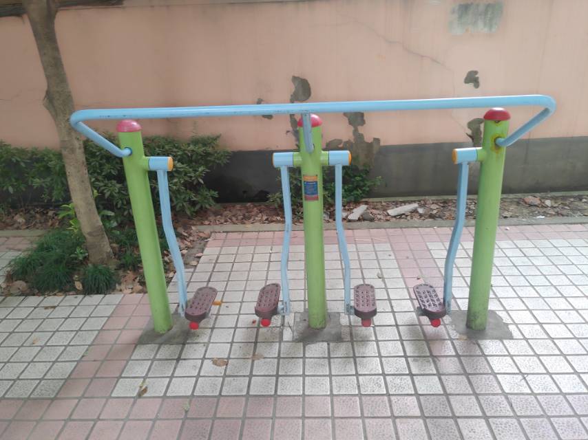 太空漫步器