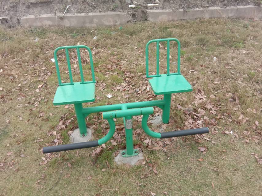下肢訓練器