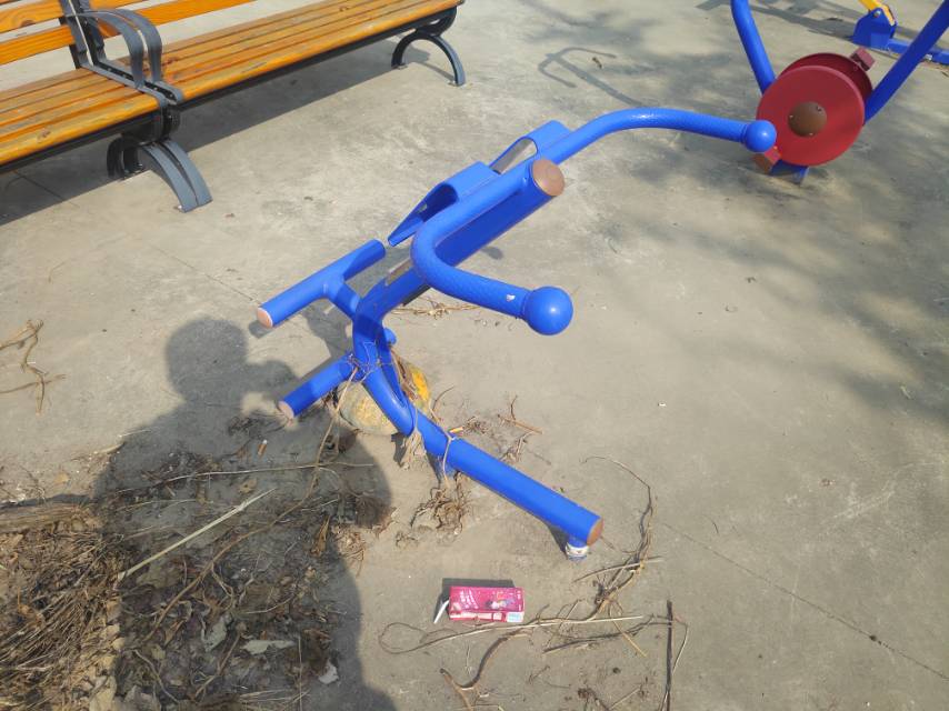 背肌訓練器