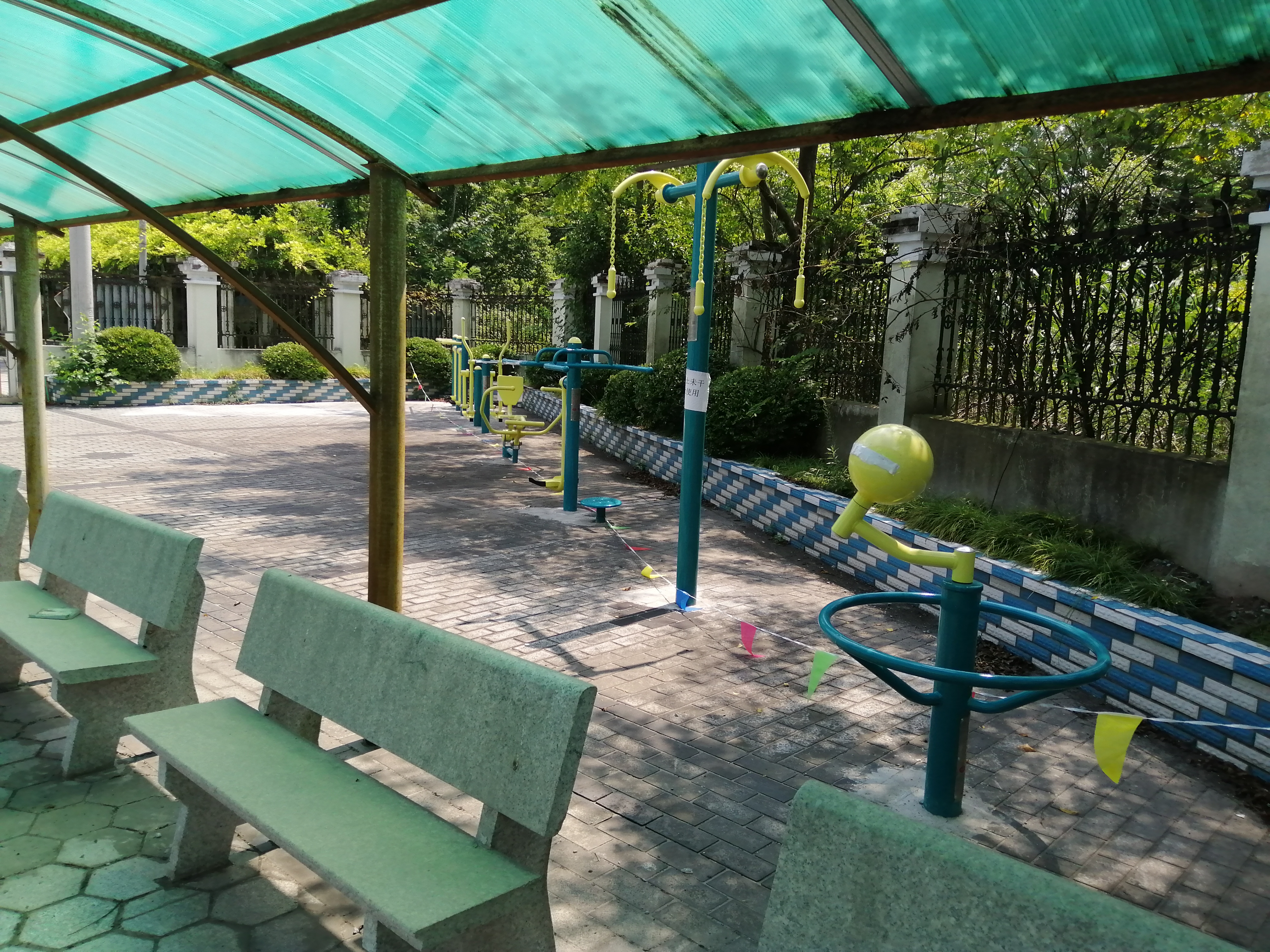 浦東新區高東鎮新競賽村村民委員會健身苑點3