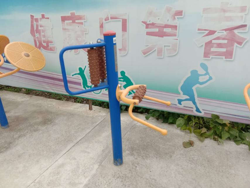 腰背按摩器