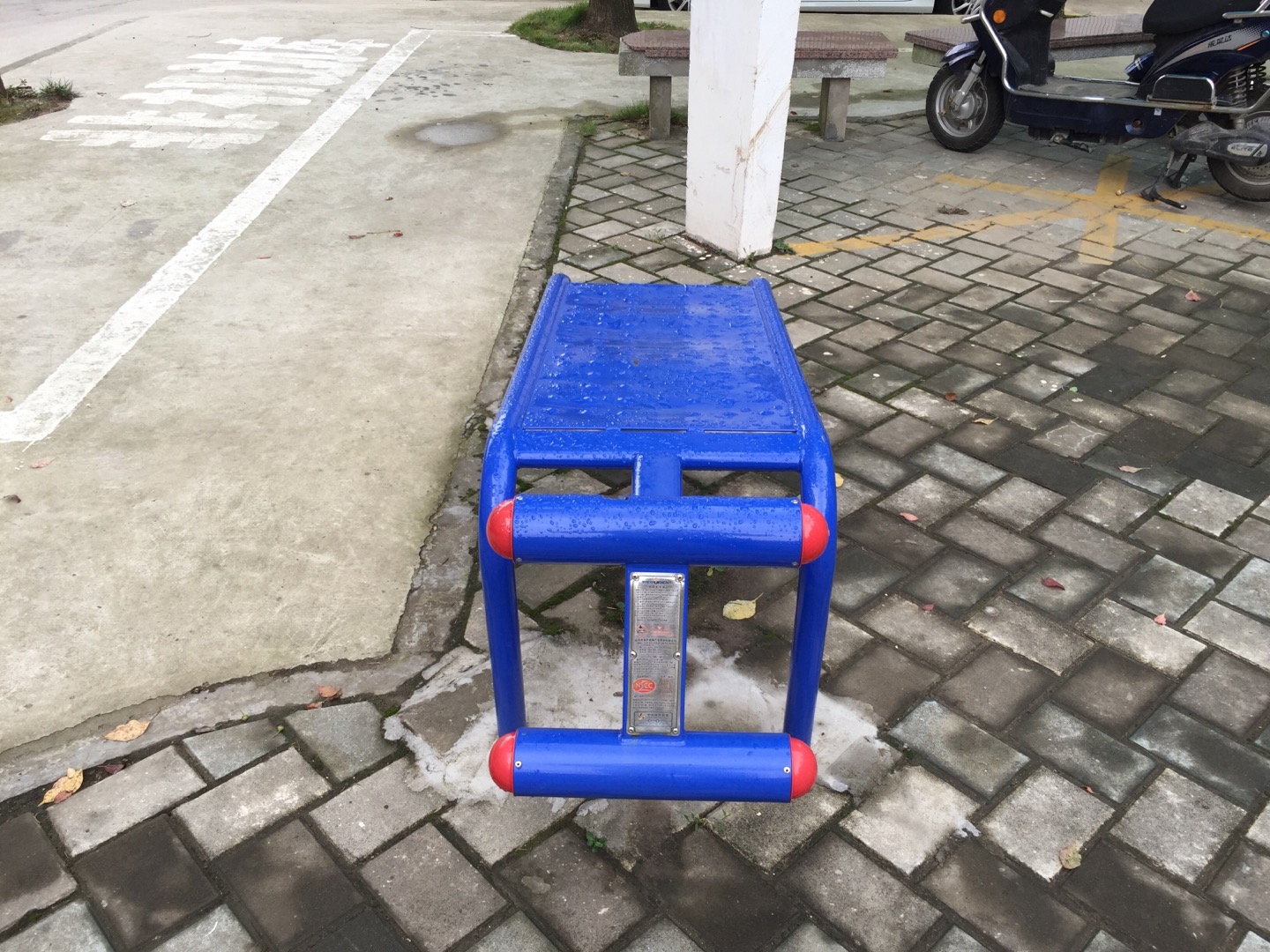 仰臥起坐板