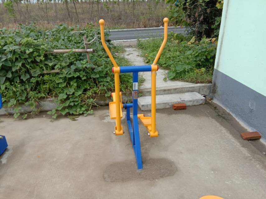 室外橢圓機