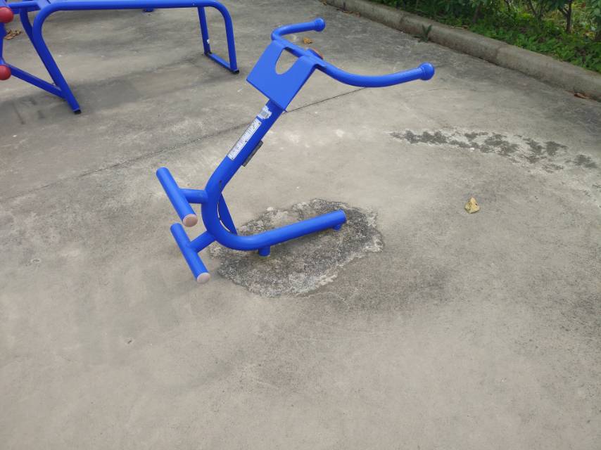 背肌訓練器