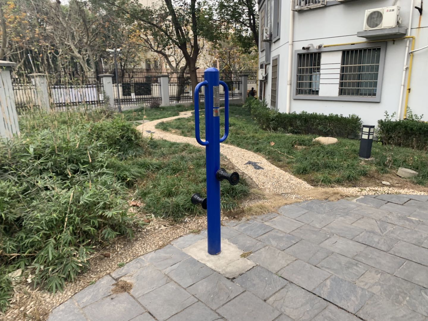 腿部按摩器