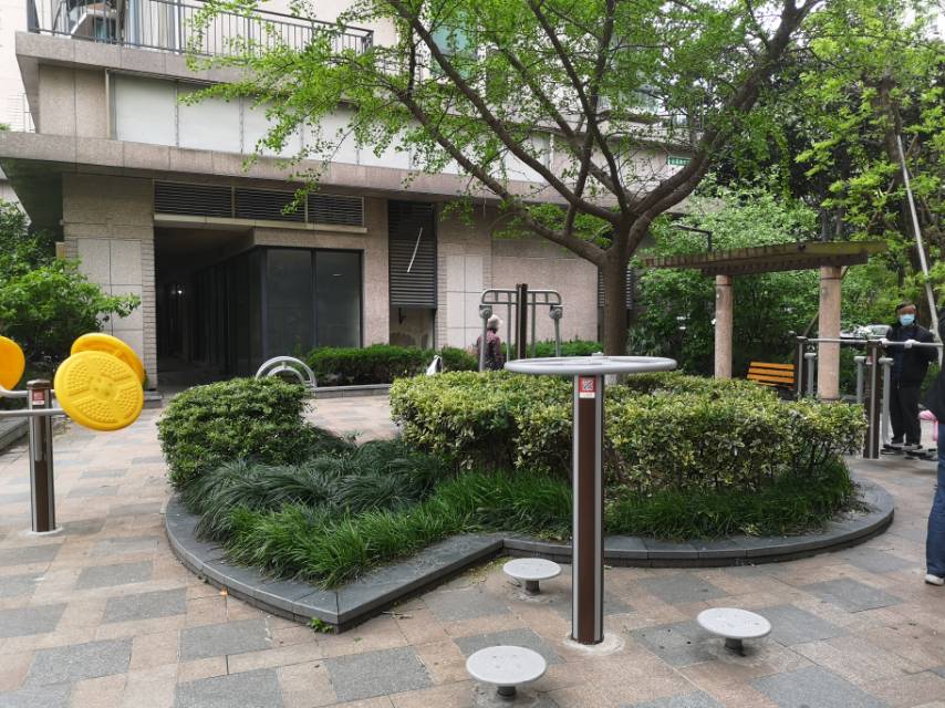 中遠四委健身點1