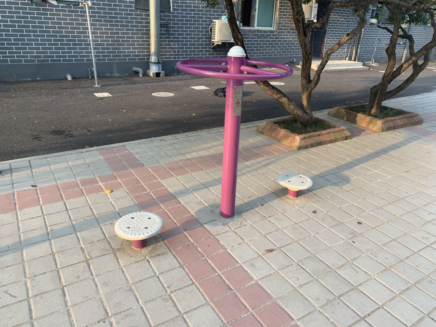 二位扭腰器