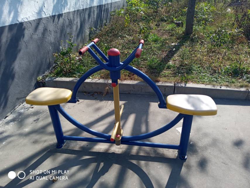 下肢康復器