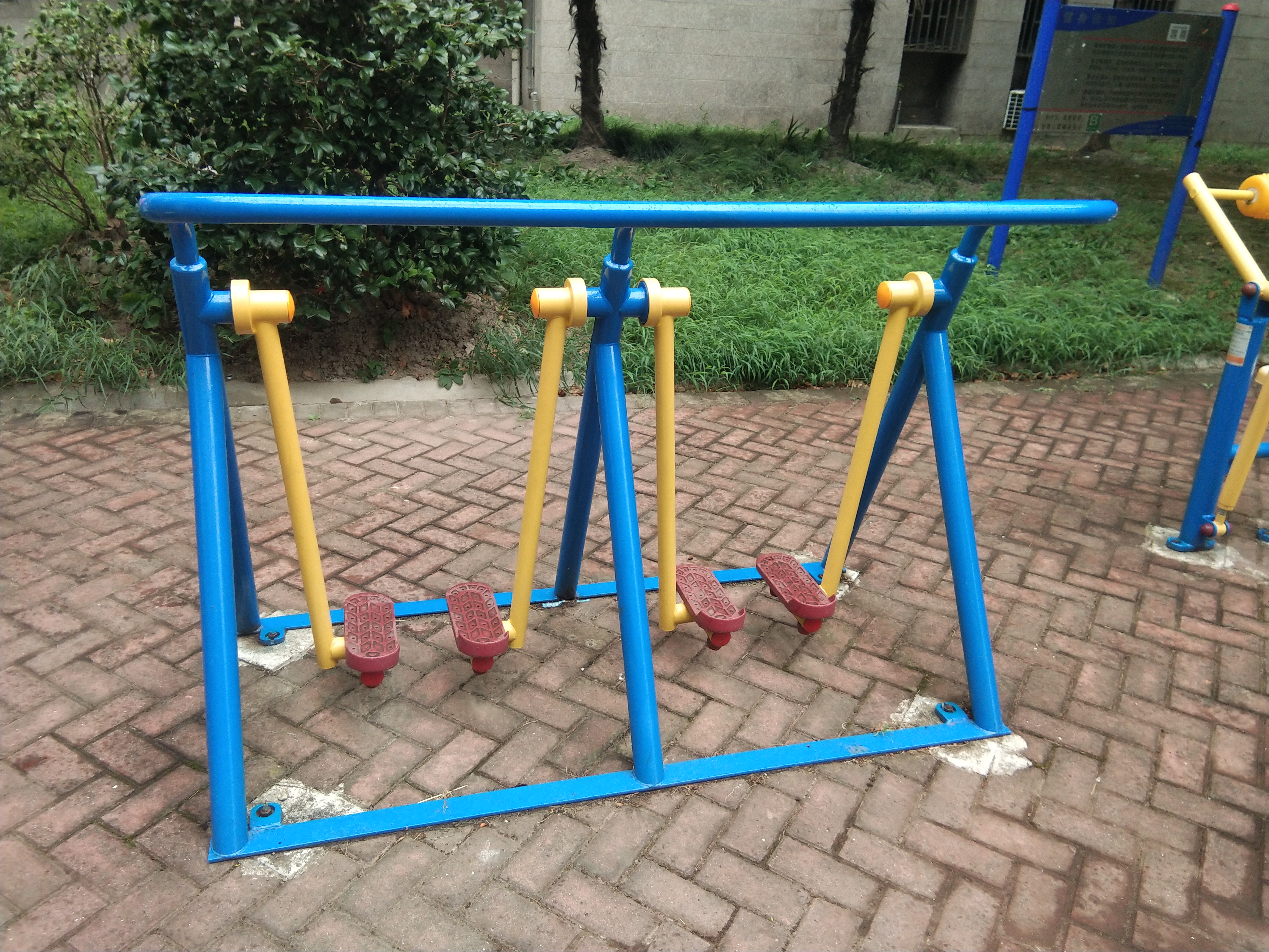 雙人漫步器
