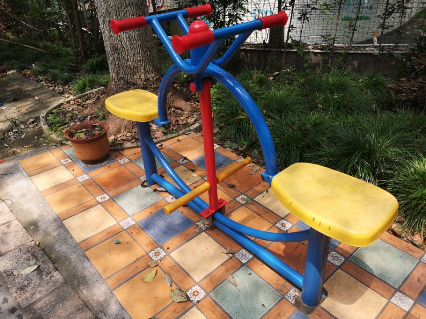 下肢鍛煉器