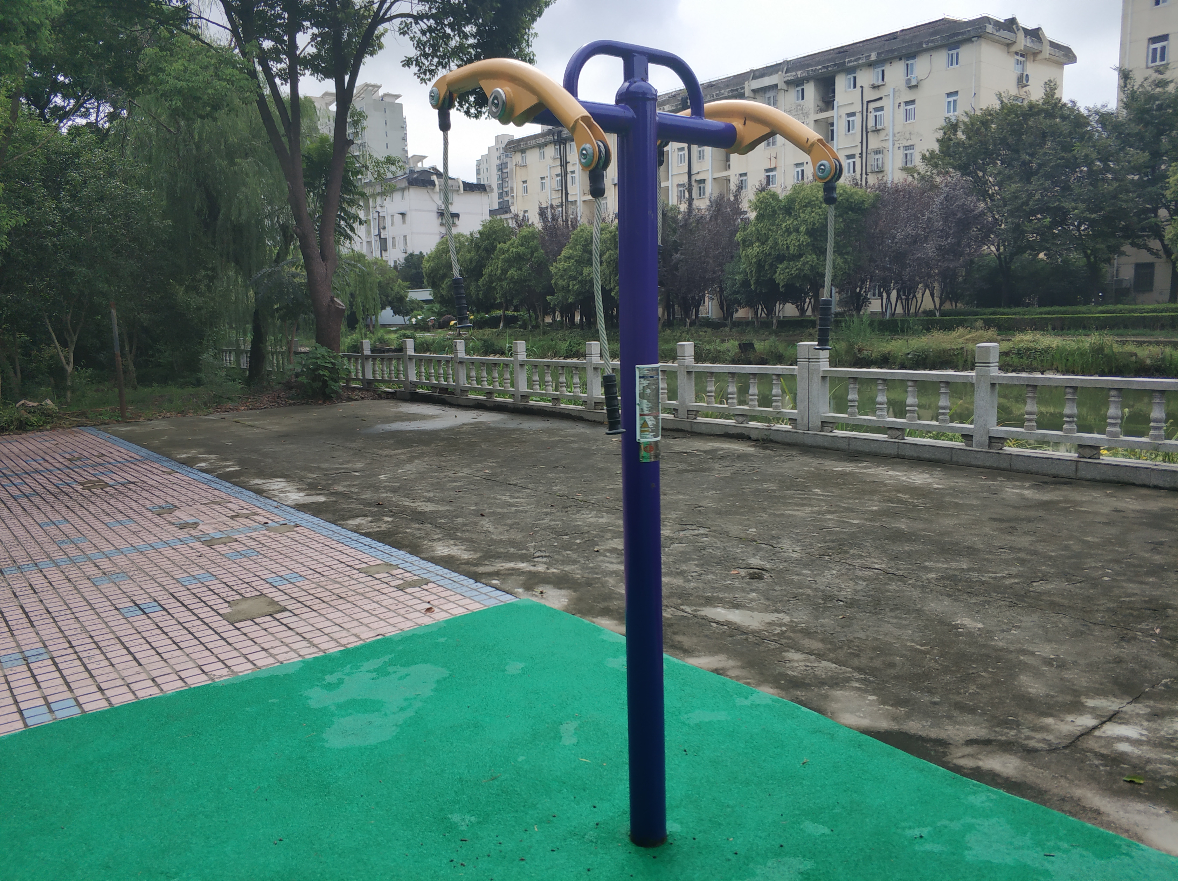 牽引器