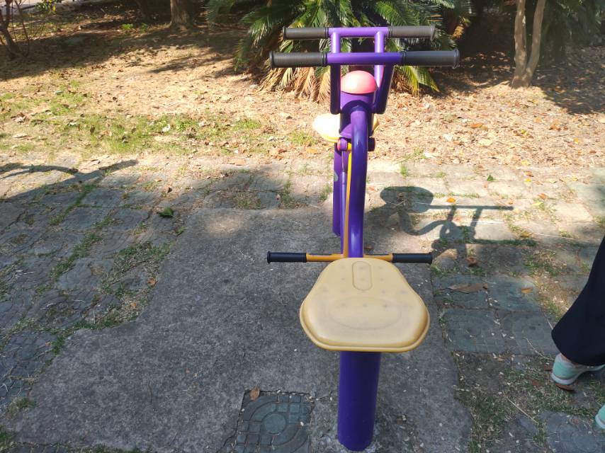 下肢康復器