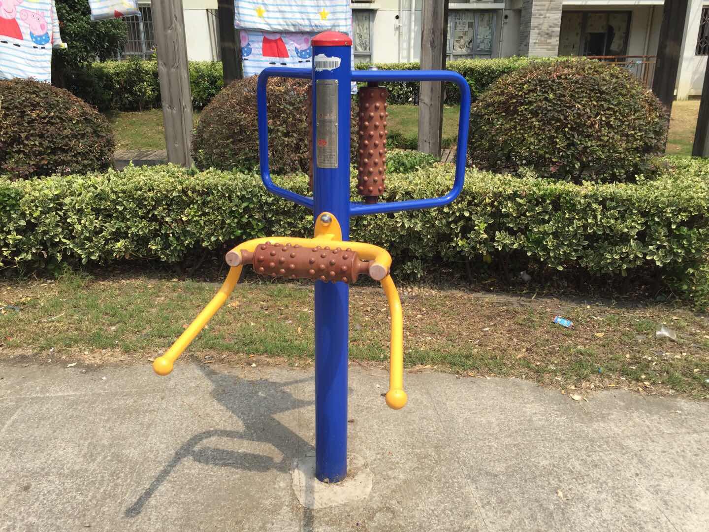 腰背按摩器