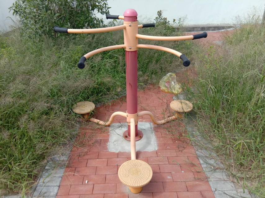 扭腰器